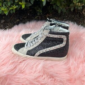 Vintage Havana Black and White High-Top Sneakers